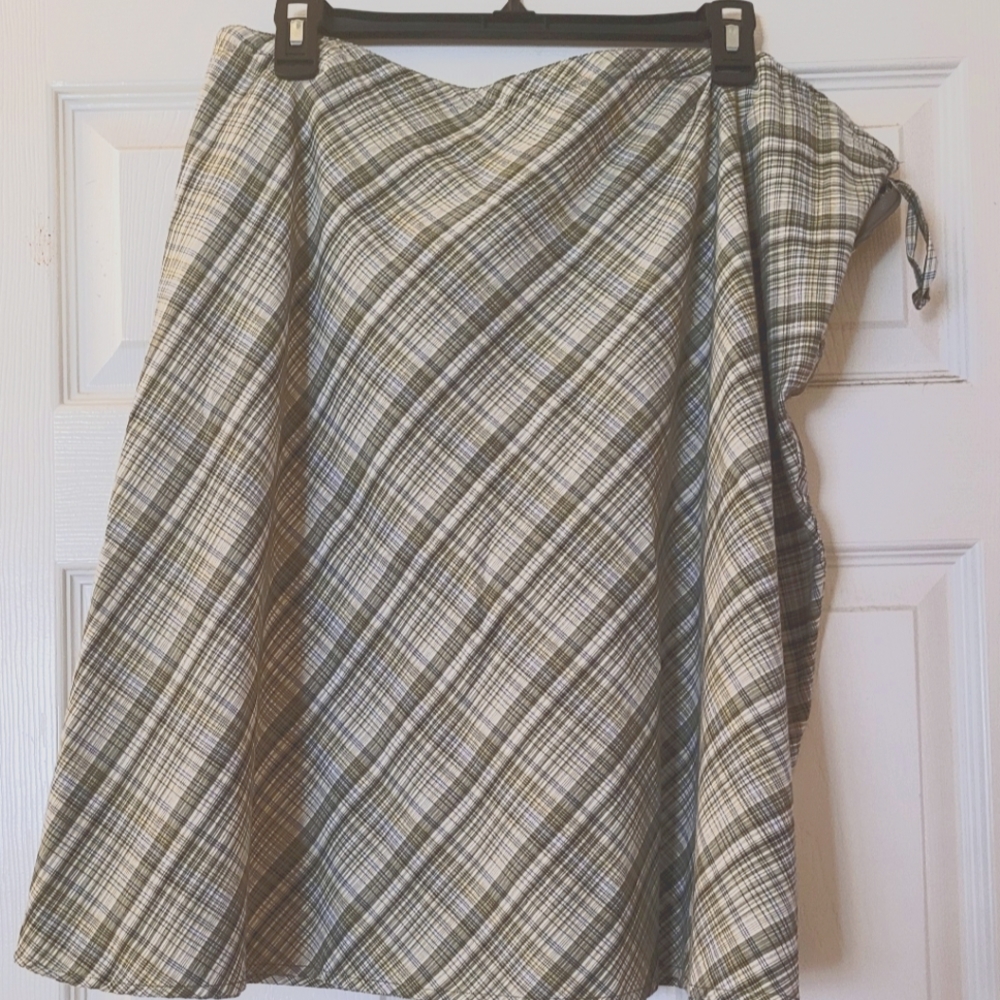 A-line  green plaid skirt